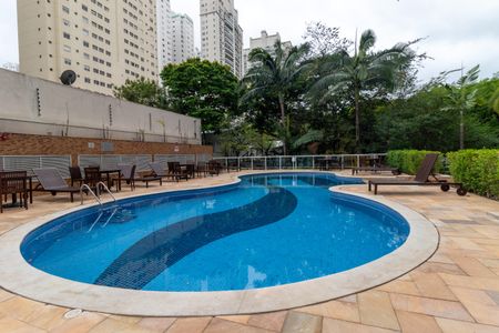 Apartamento à venda com 151m², 3 quartos e 3 vagasÁrea Comum - Piscina