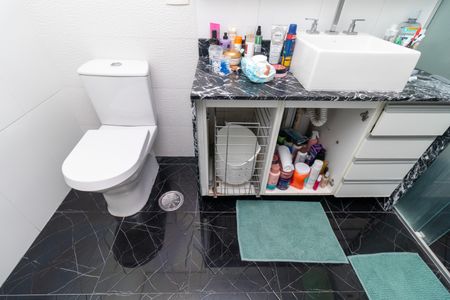 Apartamento à venda com 151m², 3 quartos e 3 vagasBanheiro da Suite 1