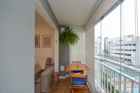 Apartamento à venda com 63m², 2 quartos e 1 vagaSacada