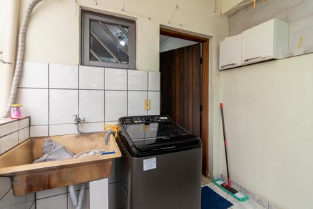 Casa à venda com 137m², 4 quartos e 2 vagasÁrea de Serviço Superior