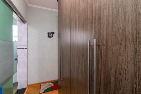 Casa à venda com 137m², 4 quartos e 2 vagasSuíte - Closet