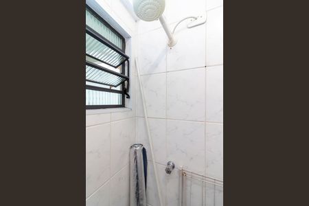 Casa à venda com 137m², 4 quartos e 2 vagasBanheiro de Serviço