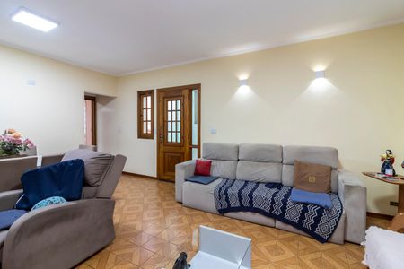 Casa à venda com 137m², 4 quartos e 2 vagasSala de Estar