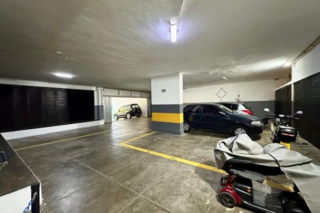 Apartamento à venda com 98m², 1 quarto e sem vagaÁrea comum