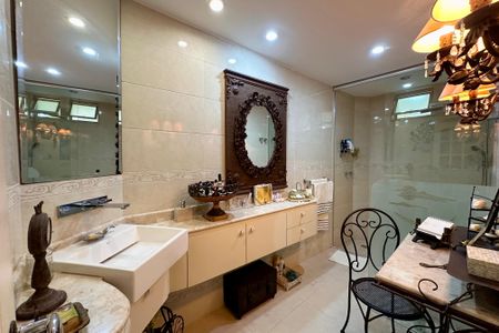 Apartamento à venda com 98m², 1 quarto e sem vagaBanheiro