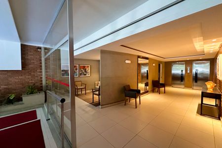 Apartamento à venda com 98m², 1 quarto e sem vagaÁrea comum