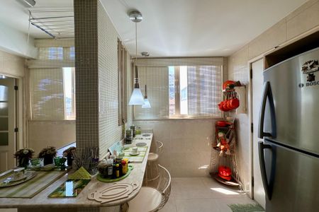 Apartamento à venda com 98m², 1 quarto e sem vagaCozinha e Área de Serviço