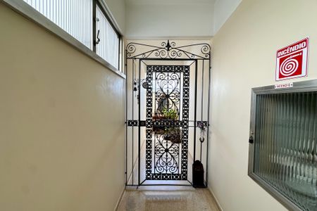 Apartamento à venda com 98m², 1 quarto e sem vagaHall de Entrada