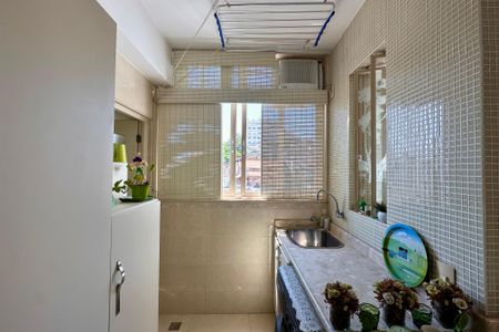 Apartamento à venda com 98m², 1 quarto e sem vagaCozinha e Área de Serviço