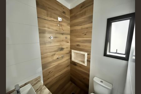 Casa à venda com 185m², 3 quartos e 4 vagasBanheiro da Suíte 2