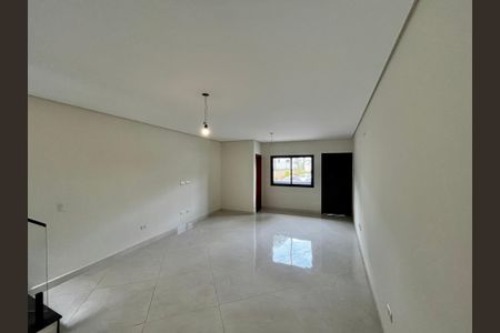 Casa à venda com 185m², 3 quartos e 4 vagasSala
