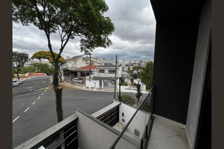 Casa à venda com 185m², 3 quartos e 4 vagasSuíte 1 varanda