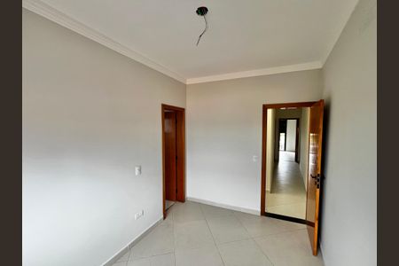 Casa à venda com 185m², 3 quartos e 4 vagasSuíte 3