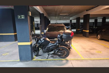 Apartamento à venda com 64m², 2 quartos e 1 vaga Apartamento à venda com 64m², 2 quartos e 1 vagaGaragem