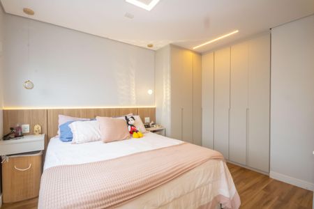 Apartamento à venda com 85m², 2 quartos e 2 vagasSuíte