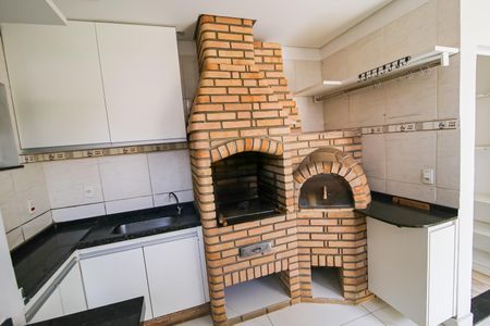 Cozinha de casa de condomínio à venda com 4 quartos, 90m² em Jardim São Francisco, Indaiatuba