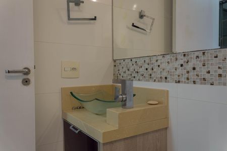 Apartamento para alugar com 65m², 3 quartos e 2 vagasBanheiro da Suíte 1