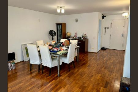 Apartamento à venda com 128m², 3 quartos e 1 vagaSala