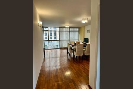 Apartamento à venda com 128m², 3 quartos e 1 vagaSala