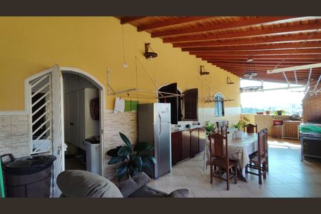 Casa para alugar com 400m², 4 quartos e 4 vagas Casa para alugar com 400m², 4 quartos e 4 vagasÁrea Externa