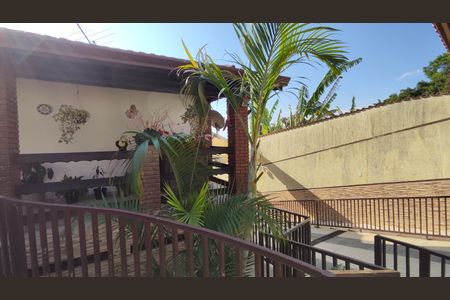 Casa para alugar com 400m², 4 quartos e 4 vagas Casa para alugar com 400m², 4 quartos e 4 vagasQuintal