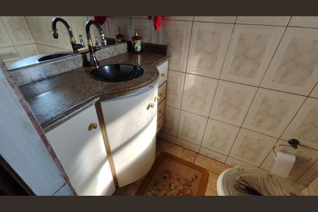 Casa para alugar com 400m², 4 quartos e 4 vagas Casa para alugar com 400m², 4 quartos e 4 vagasBanheiro 1