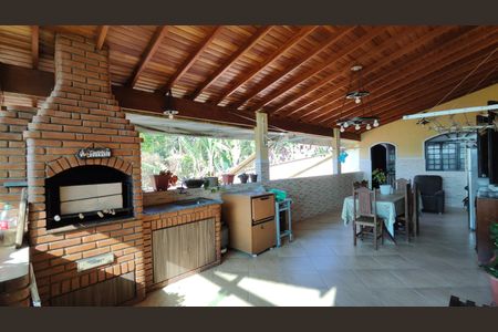 Casa para alugar com 400m², 4 quartos e 4 vagas Casa para alugar com 400m², 4 quartos e 4 vagasÁrea Externa