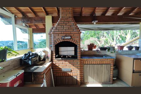 Casa para alugar com 400m², 4 quartos e 4 vagas Casa para alugar com 400m², 4 quartos e 4 vagasÁrea Externa