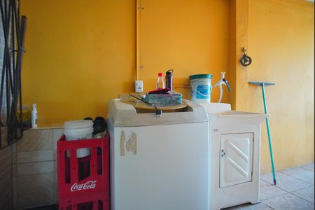 Área de Serviço de casa para alugar com 1 quarto, 52m² em Santa Rosa de Lima, Porto Alegre