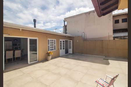 Casa à venda com 150m², 3 quartos e 5 vagasQuintal