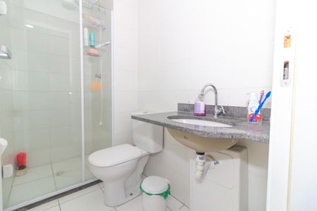 Banheiro de apartamento para alugar com 1 quarto, 34m² em Água Branca, São Paulo