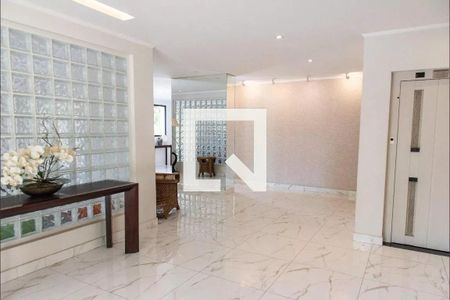 Apartamento para alugar com 105m², 3 quartos e 2 vagasHall social