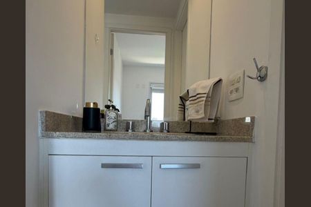 Banheiro de apartamento para alugar com 1 quarto, 50m² em Vila Gomes Cardim, São Paulo