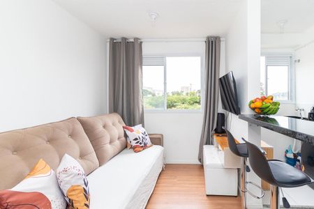 Sala de apartamento para alugar com 2 quartos, 40m² em Jardim Helian, São Paulo