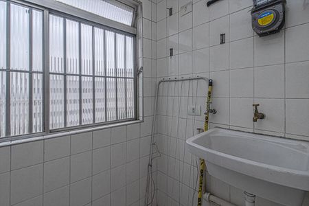 Apartamento para alugar com 55m², 2 quartos e 1 vagaÁrea de Serviço
