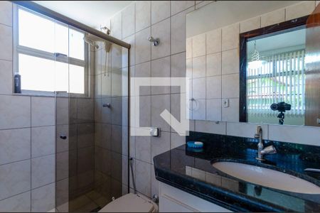 Banheiro de apartamento à venda com 3 quartos, 86m² em Paquetá, Belo Horizonte
