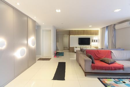 Apartamento à venda com 164m², 3 quartos e 3 vagasSala
