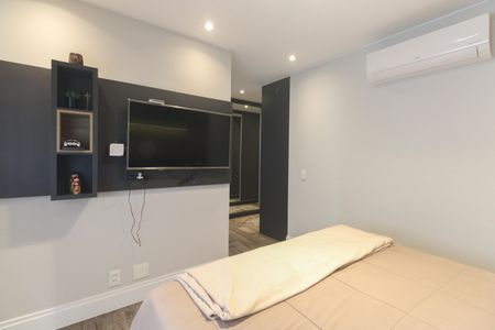 Apartamento à venda com 164m², 3 quartos e 3 vagasSuíte 1
