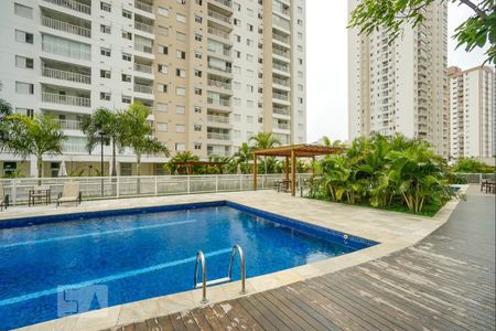 Apartamento à venda com 164m², 3 quartos e 3 vagasCondomínio - Piscina
