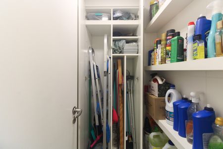 Apartamento à venda com 164m², 3 quartos e 3 vagasÁrea de Serviço - Despensa