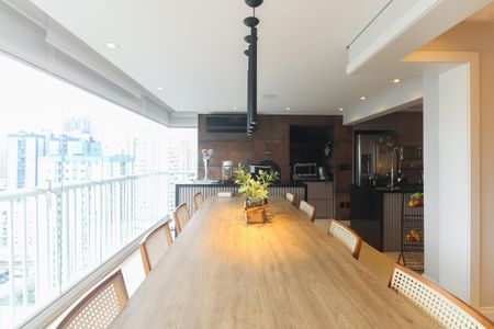 Apartamento à venda com 164m², 3 quartos e 3 vagasVaranda da Sala