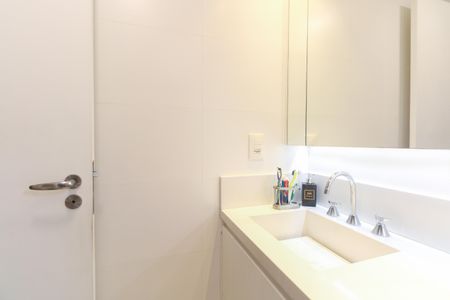 Apartamento à venda com 164m², 3 quartos e 3 vagasBanheiro Suíte 1