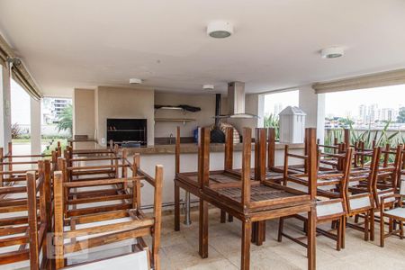 Apartamento à venda com 164m², 3 quartos e 3 vagasCondomínio - Churrasqueira