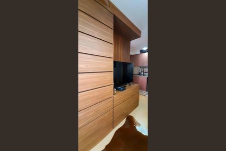 Apartamento à venda com 37m², 1 quarto e 1 vaga Apartamento à venda com 37m², 1 quarto e 1 vagaSala