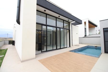 Casa de condomínio para alugar com 280m², 4 quartos e 4 vagasÁrea comum - Piscina