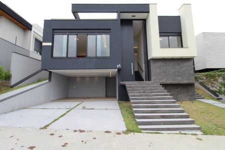 Casa de condomínio para alugar com 280m², 4 quartos e 4 vagasFachada