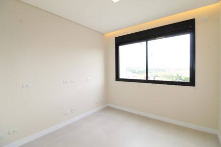 Casa de condomínio para alugar com 280m², 4 quartos e 4 vagasQuarto