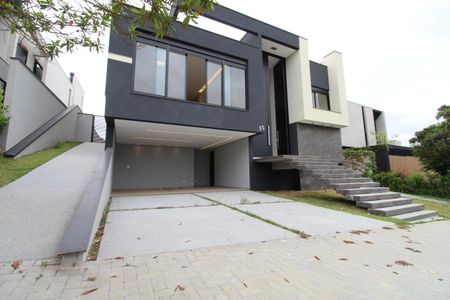 Casa de condomínio para alugar com 280m², 4 quartos e 4 vagasFachada