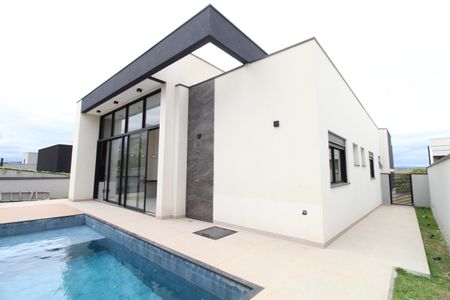 Casa de condomínio para alugar com 280m², 4 quartos e 4 vagasÁrea comum - Piscina