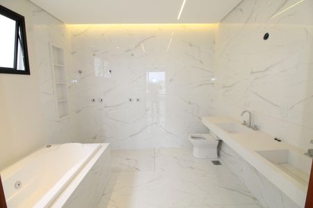 Casa de condomínio para alugar com 280m², 4 quartos e 4 vagasBanheiro da Suíte 3